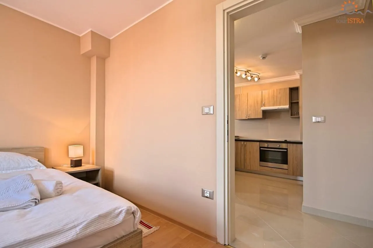 Rotonda Inn Novigrad Novigrad  Pensjonat Novigrad (Istria)