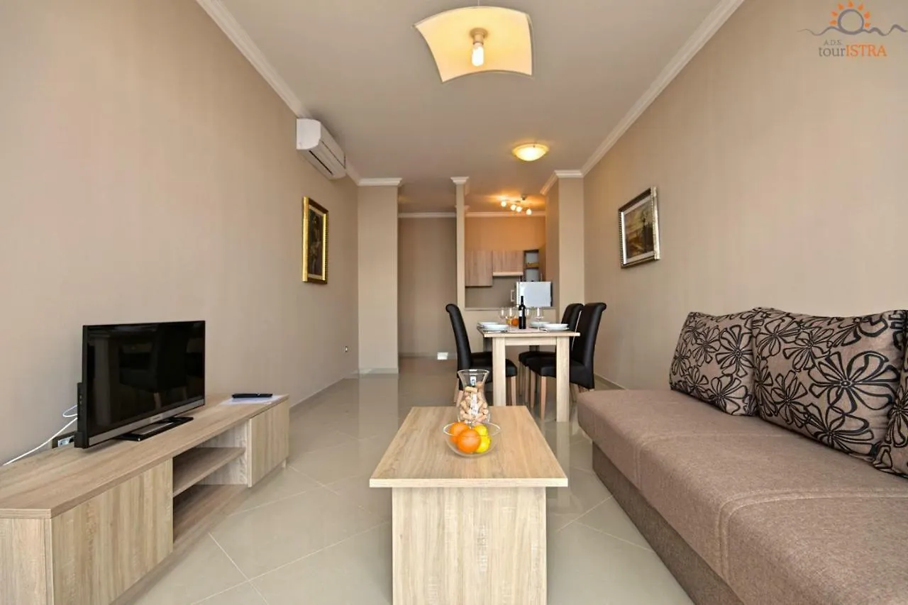 Rotonda Inn Novigrad Novigrad  Guest house
